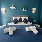 Apartamento Q&r Renting - Design Modernes Et Luxueuses- Confort Parking Ac *