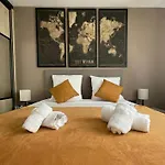Q&r Renting - Design Modernes Et Luxueuses- Confort Parking Ac *