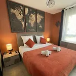 Q&r Renting - Design Modernes Et Luxueuses- Confort Parking Ac