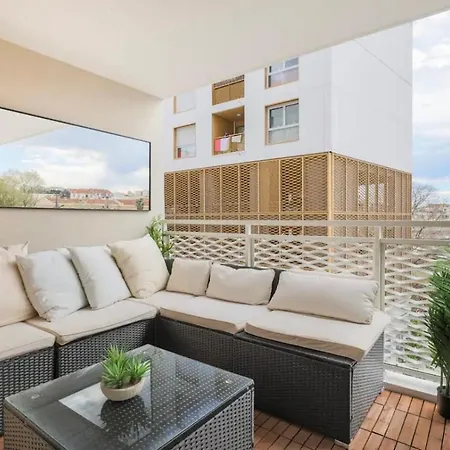 شقة Q&r Renting - Design Modernes Et Luxueuses- Confort Parking Ac